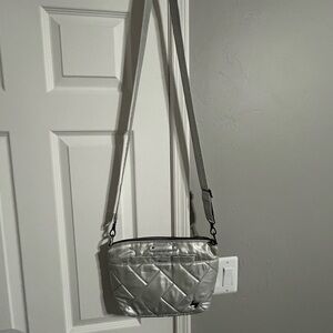 Lug Silver Quilted Crossbody Bag Lightweight Travel Purse Adjustable Strap
